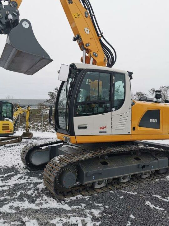 Liebherr R 918 Litronic