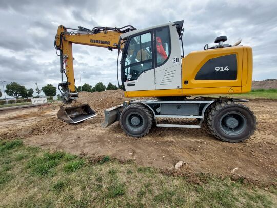 Liebherr A 914 Compact Litronic G6.0-D