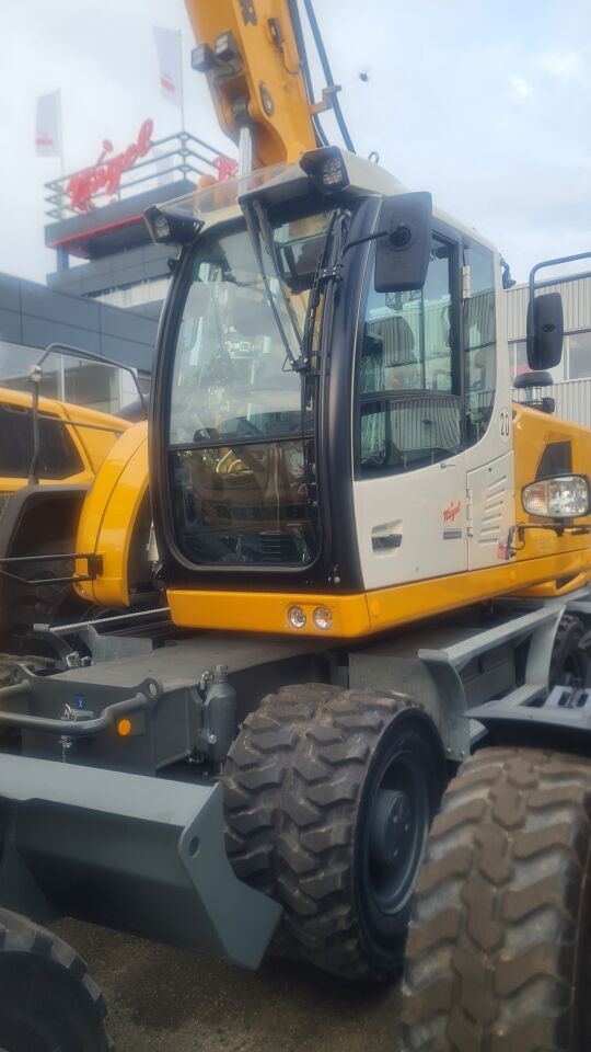 Liebherr A 918 Litronic G6.0-D