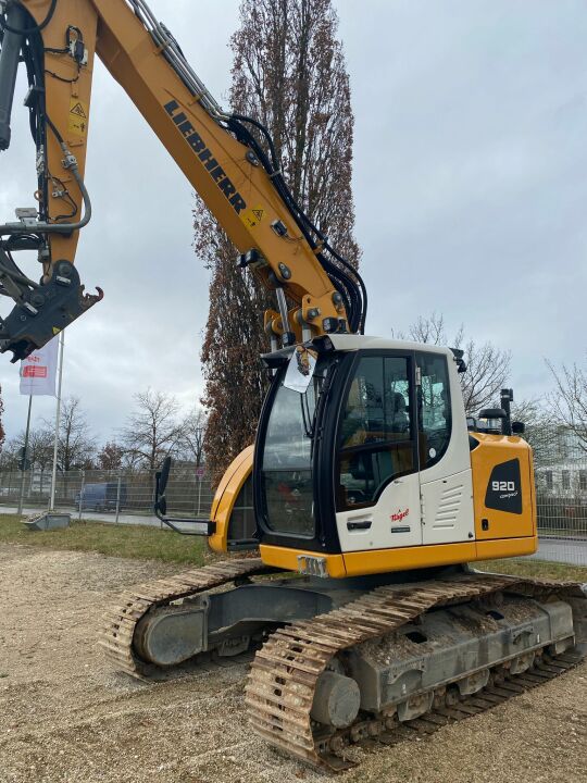 Liebherr R 920 Compact G6.1-D Litronic