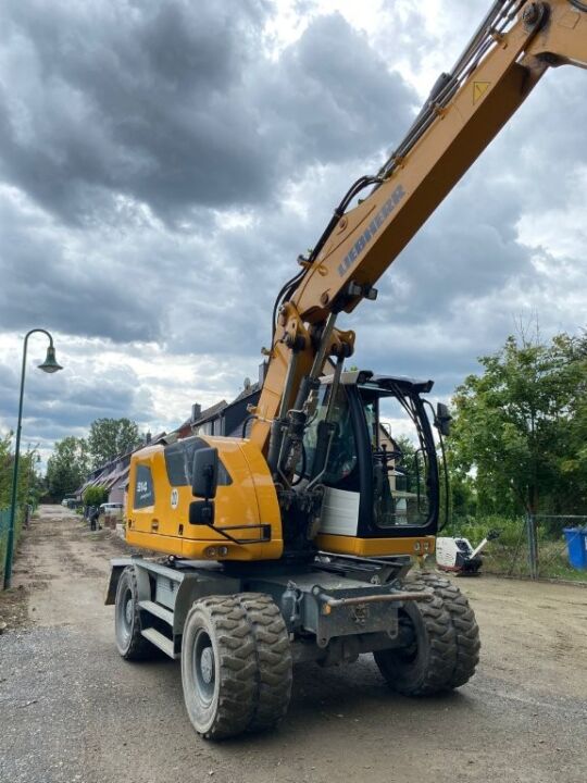 Liebherr A 914Compact