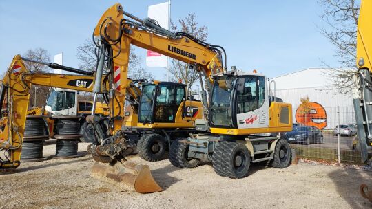 Liebherr A 916 Litronic