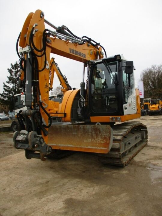 Liebherr R 914 Compact G6.1-D