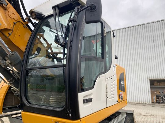 Liebherr A 918 Compact G6.0-D Litronic