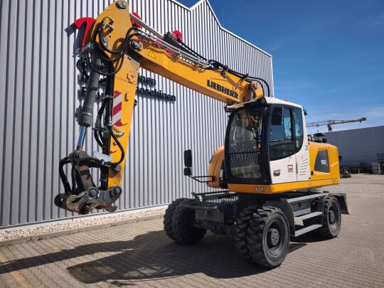 Liebherr A 920 Litronic G6.0-D