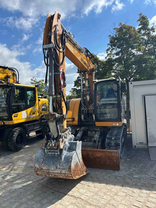 Liebherr R 914 Compact