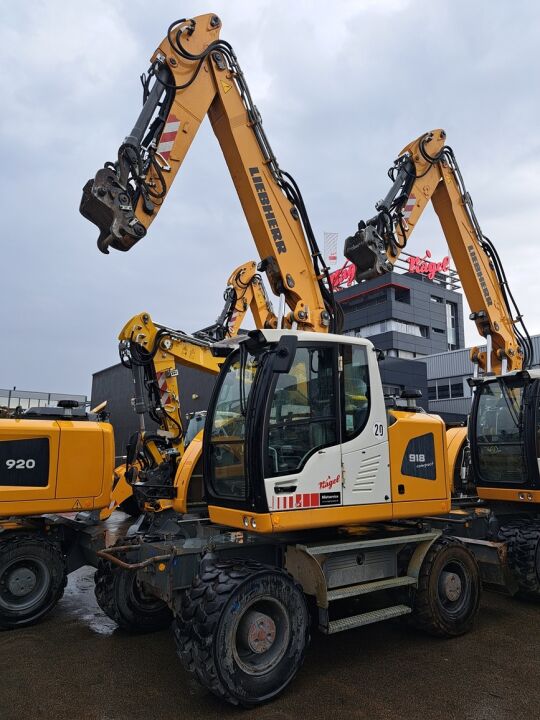 Liebherr A 918Compact